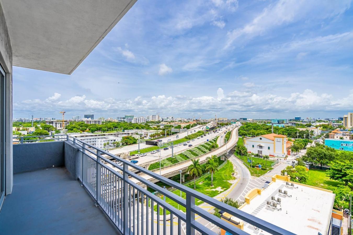 Urban Escape 3 Bed Unit Near Brickell And Wynwood Apartment Miami Exterior photo